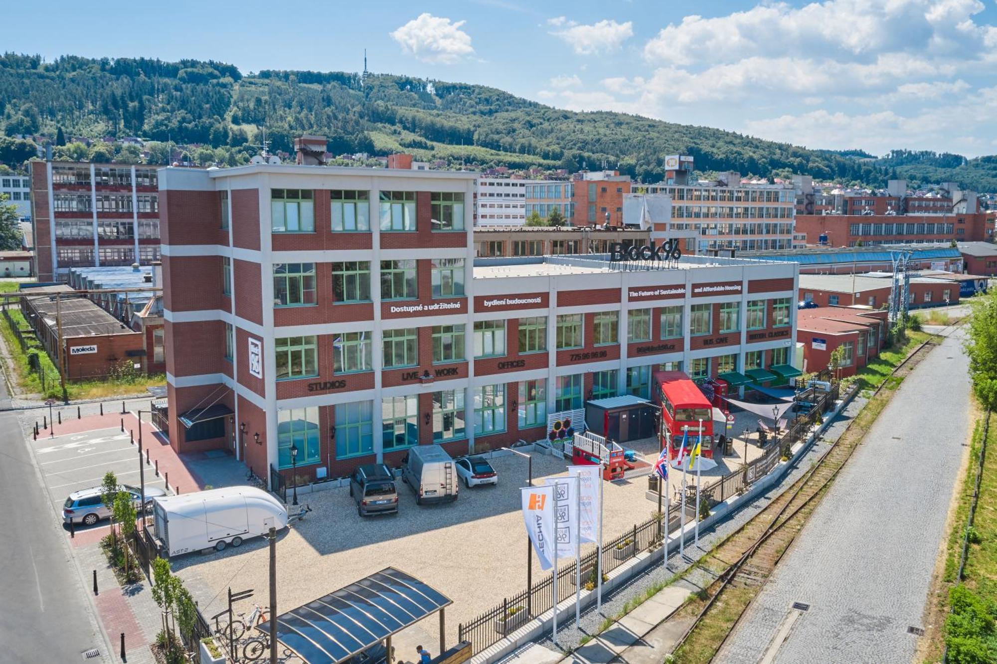 Block 96 Apartments Zlín Exterior photo